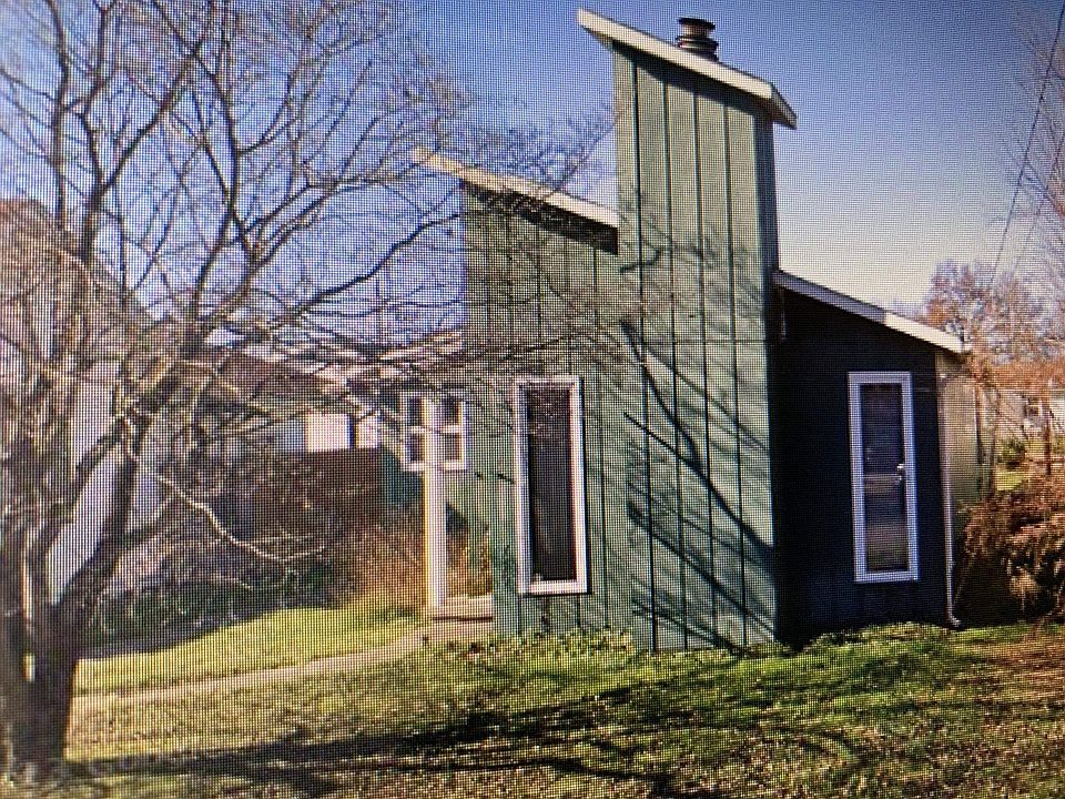 1st image of 730 High St