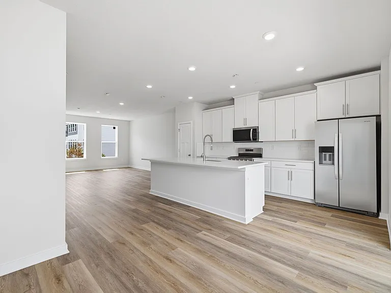 520 Cooper St — Photo 2