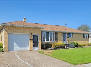 14 Constance Ln, Cheektowaga, NY 14227