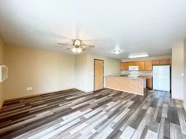 Burlington Apartments — Photo 4