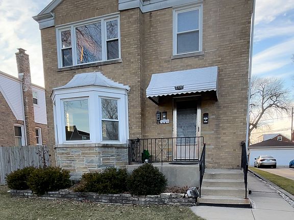 5th image of 2726 N 73rd Ct #1