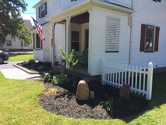 3rd image of 165 Amity St