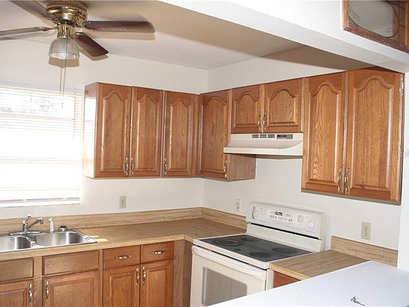 5th image of 825 Del Prado Dr