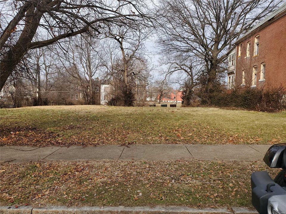 1st image of 5605 Bartmer Ave