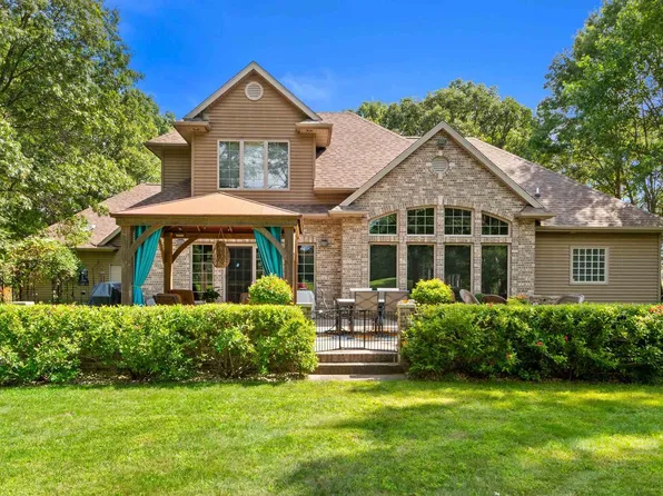 1366 Sawgrass Drive, Nekoosa, WI 54457