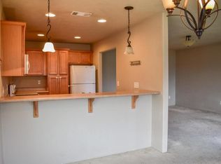 652 Midway Rd, Medford, OR 97501