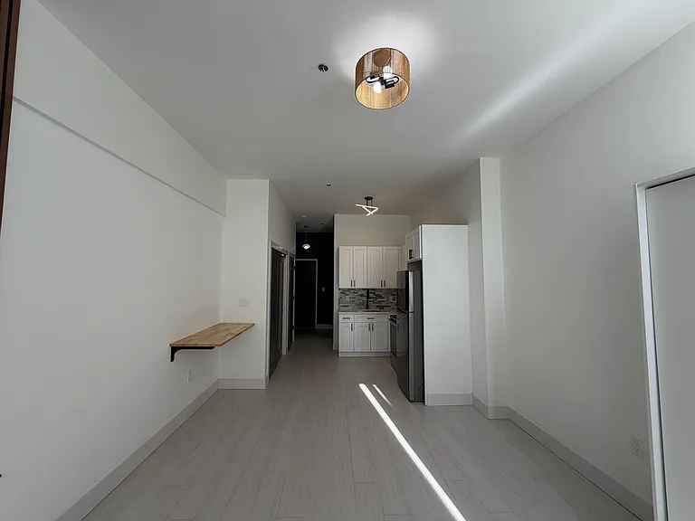 83 Scovill St #1 — Photo 12