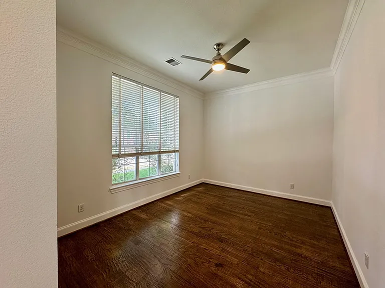 3780 Navarro Way — Photo 11