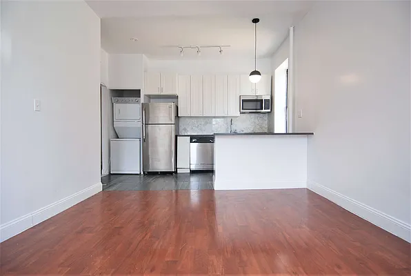 Rented by (Legacy) Tri Hill Realty Group LLC | media 3