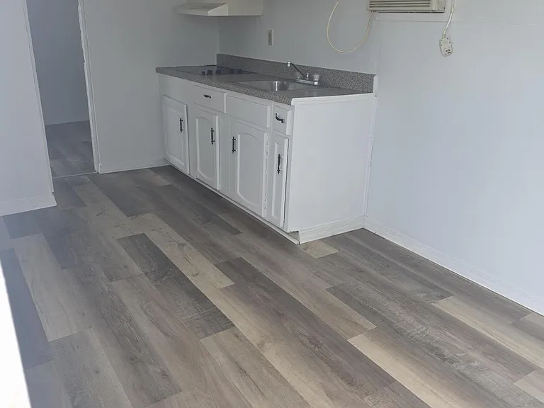 2329 Denver St #5 — Photo 2