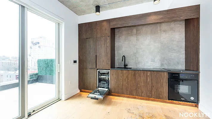 Rented by Nooklyn NYC LLC | media 4