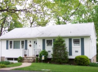 635 Bensel Dr, Landing, NJ 07850