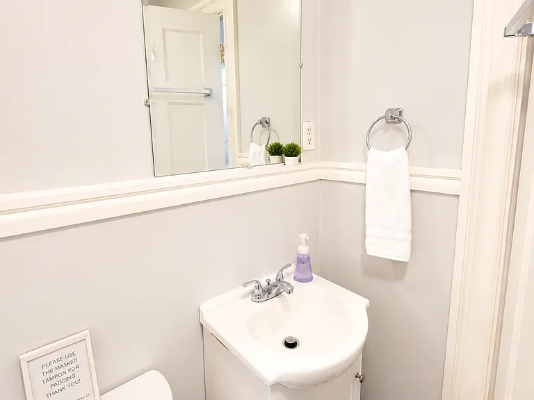 714 N Arthur Ashe Blvd #C — Photo 10
