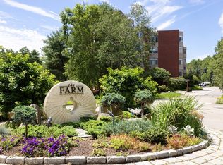 99 Florence St #40-5A, Newton, MA 02467