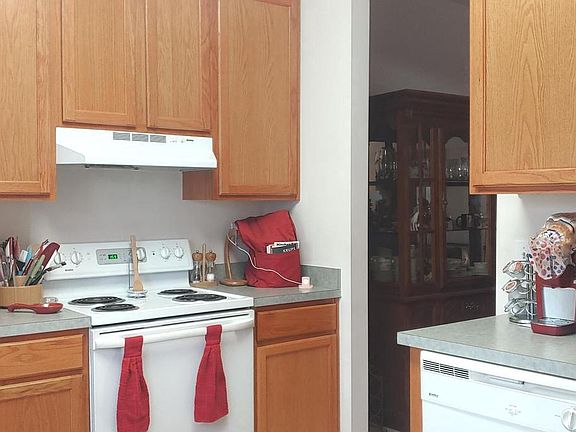 4th image of 2608 Chapel Lake Dr APT 106