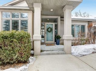 4196 White Oak Ln, Excelsior, MN 55331