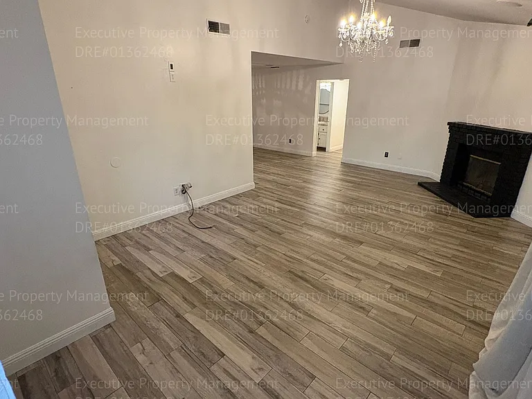 6200 Midas St — Photo 7