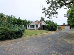 4824 Hall Rd, Santa Rosa, CA 95401