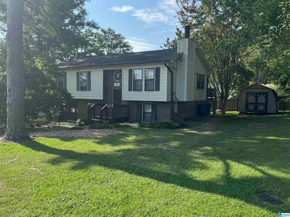 1133 Thompson Rd, Alabaster, AL 35007