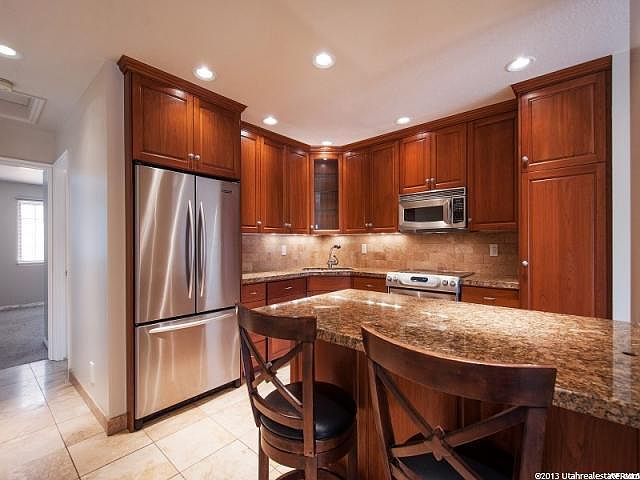1st image of 2246 E Lincoln Ct