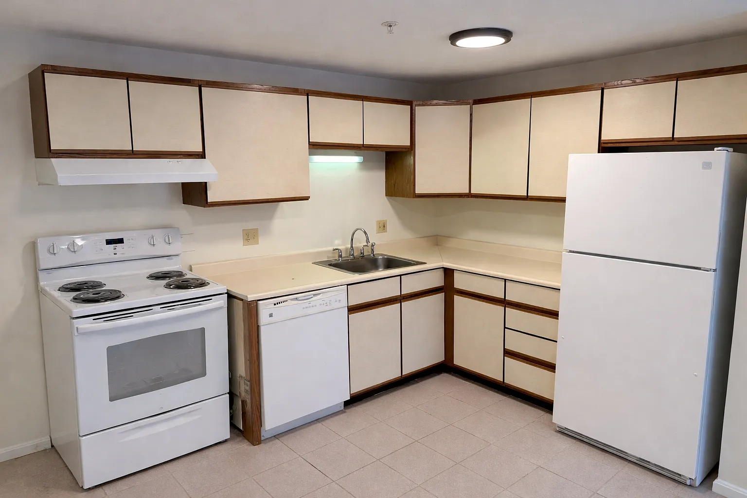 2 bed, 700 sqft, $1,650 — Photo 4
