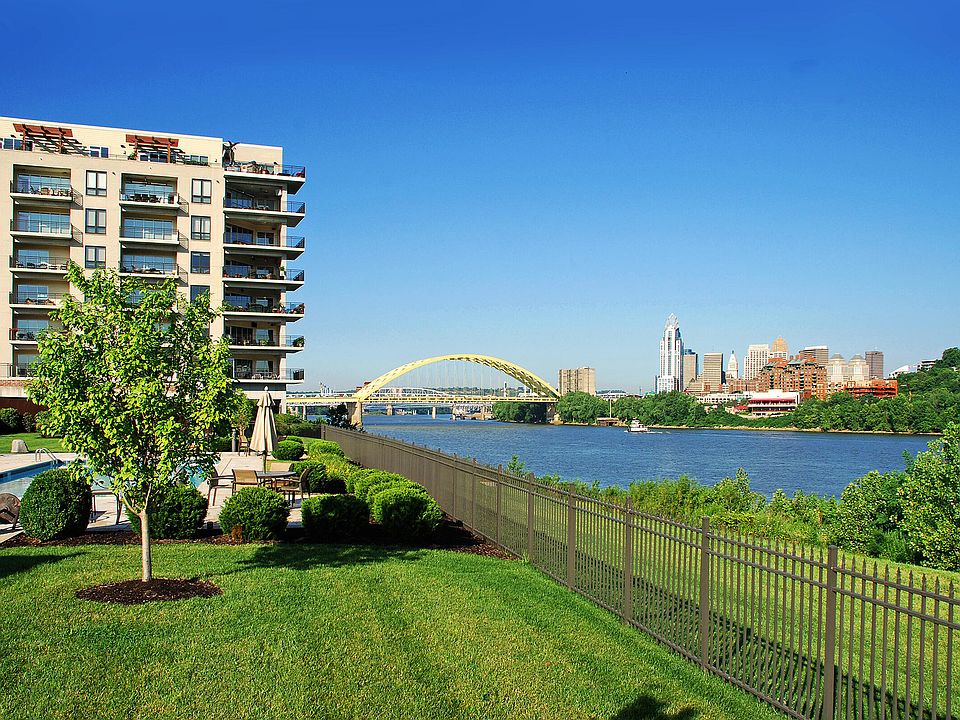1st image of 101 Harbor Greene Dr #W405