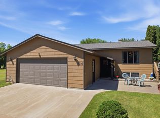 64 W 16th St, Buffalo City, WI 54622