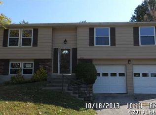8821 Running Fox Cir, Louisville, KY 40291