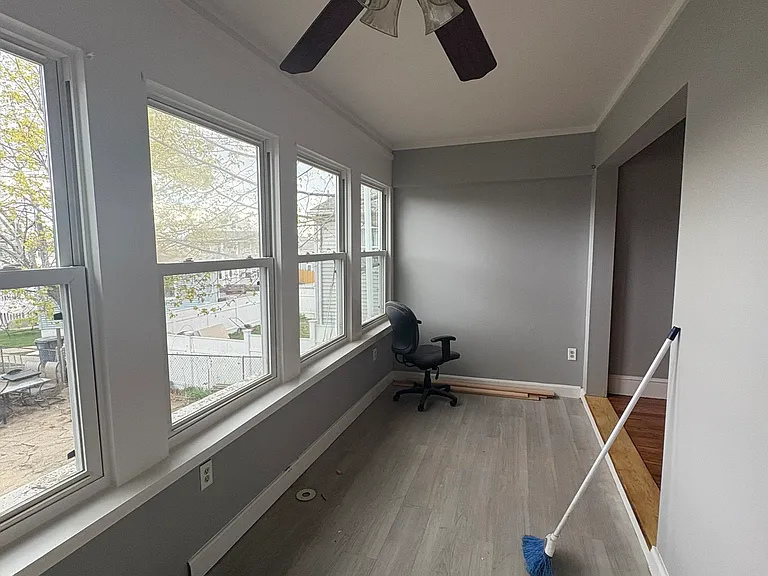 13 Clyde St — Photo 11