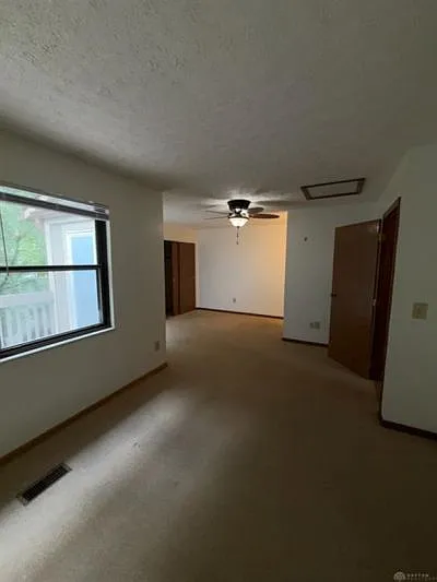 712 Hidden Valley Ct — Photo 12
