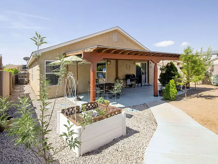 2416 Big Pine Dr NW — Photo 31