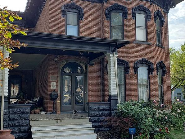 606 N Wooster Ave