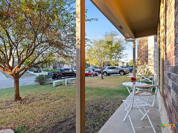 2nd image of 1227 Cozy Creek Dr