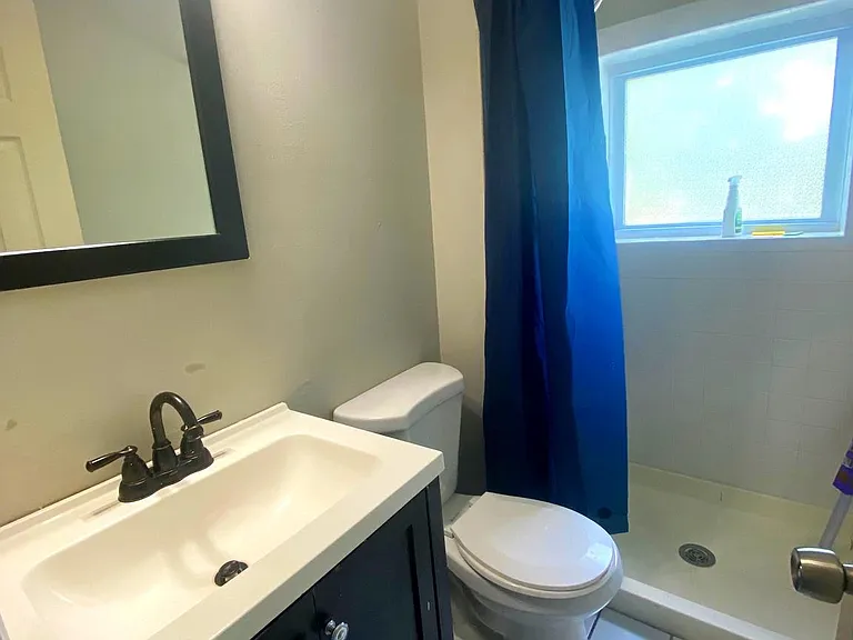 421 E Lake Ave — Photo 10