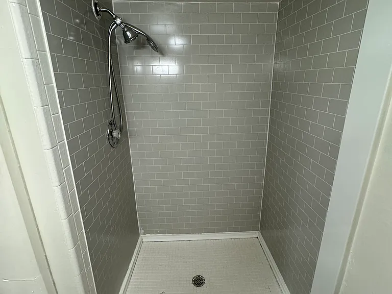654 1/2 N 100 E — Photo 13