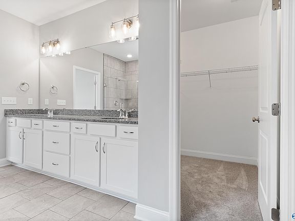 5th image of 102 Nellies Way