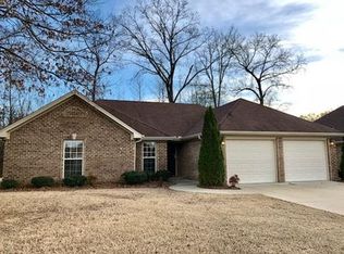 2012 Rosedale St, Muscle Shoals, AL 35661