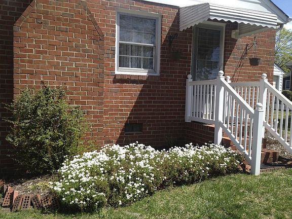2nd image of 9209 Crystalwood Ln