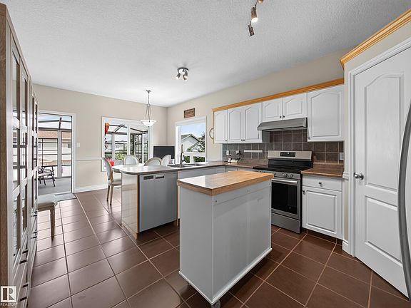 5th image of 148 Forrest Dr