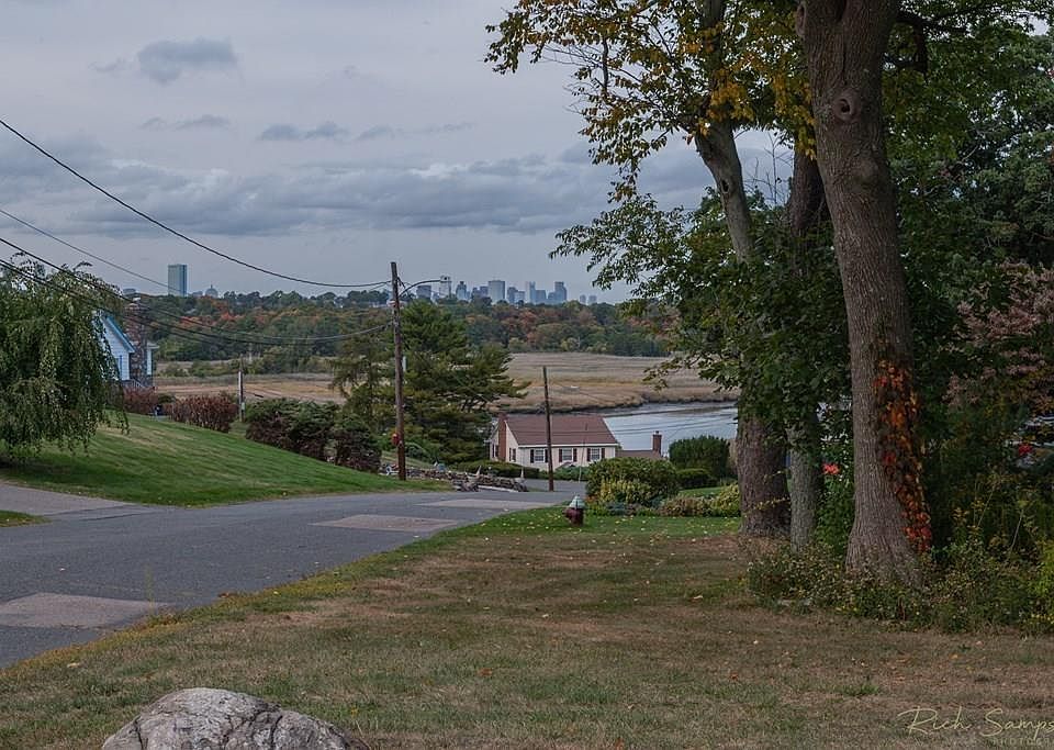 1st image of 25 Cheryl Dr