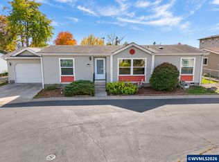 652 Royalty Cir NE, Salem, OR 97301