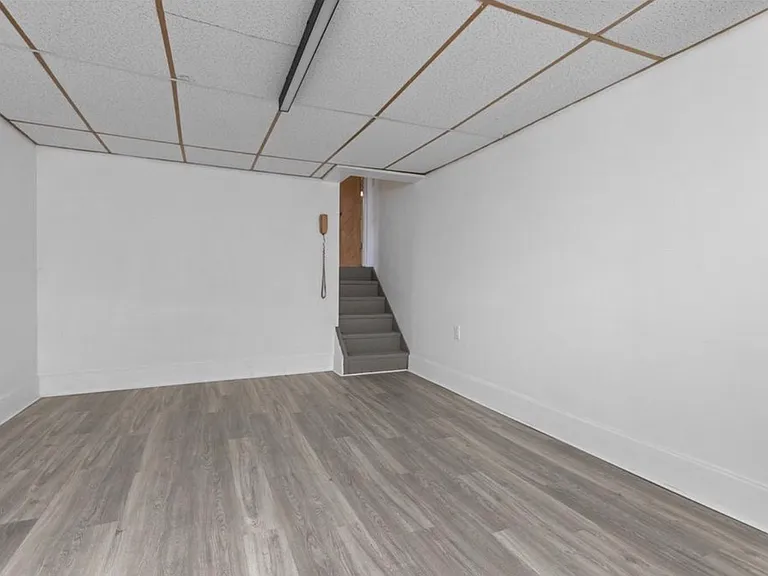548B Firethorne Dr — Photo 10
