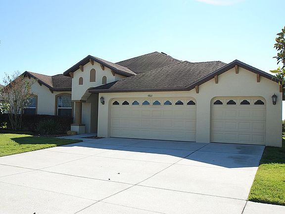 2nd image of 9803 Royal Vista Ave