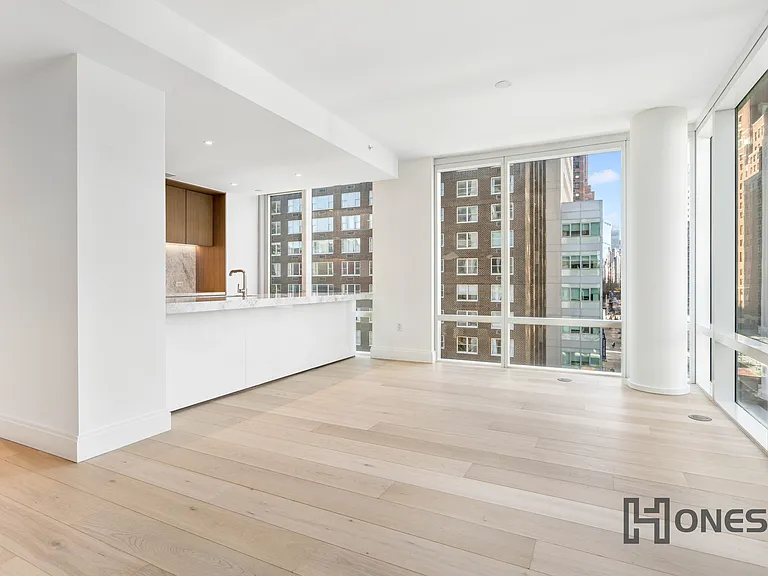 501 3rd Ave #8E — Photo 4