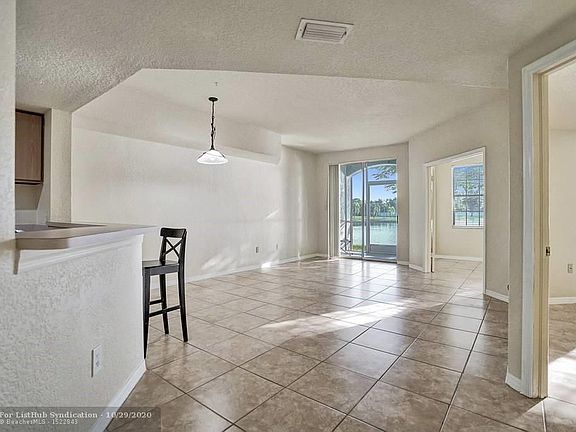 4th image of 745 SW 148th Ave APT 808