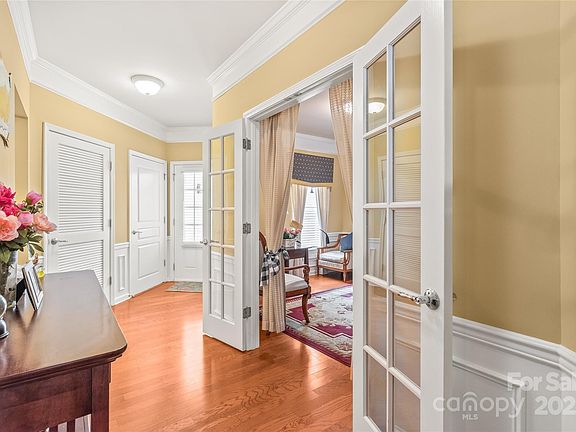 5th image of 44449 Oriole Dr Unit 101