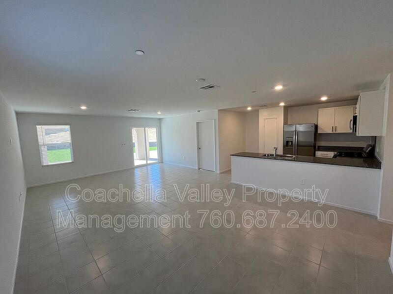 1st image of 79225 Valor Ln