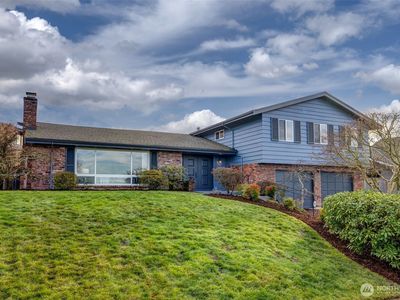 12161 SE 17th Place, Bellevue, WA, 98005