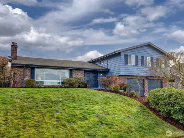 12161 SE 17th Place, Bellevue, WA 98005