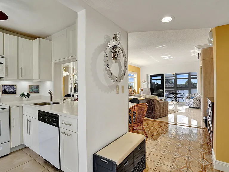 1481 Ocean Blvd #412A — Photo 24